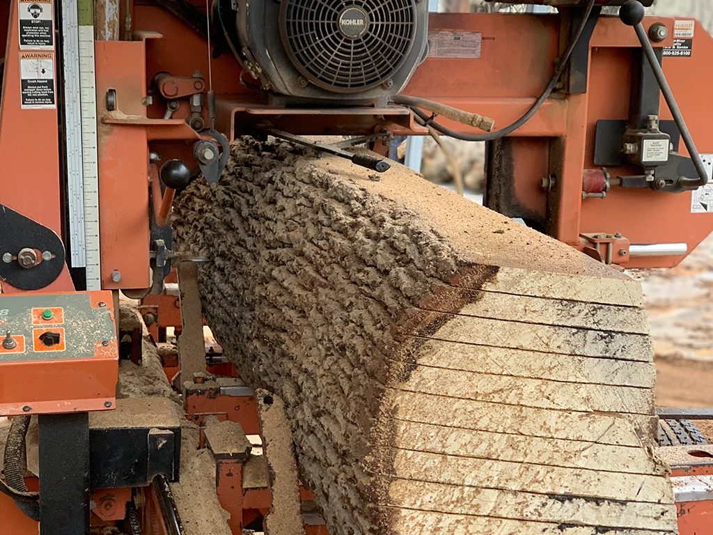 Wood-Mizer LT28 Band Saw Mill